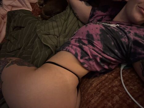 Full leaked Chelsswellss private photo