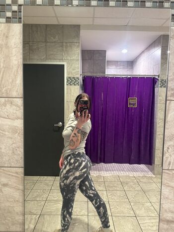 Full leaked Chelsswellss private photo