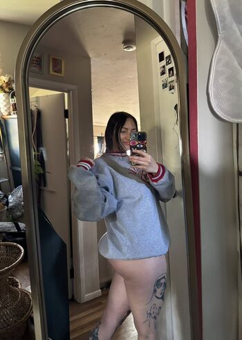 Full leaked Chelsswellss private photo