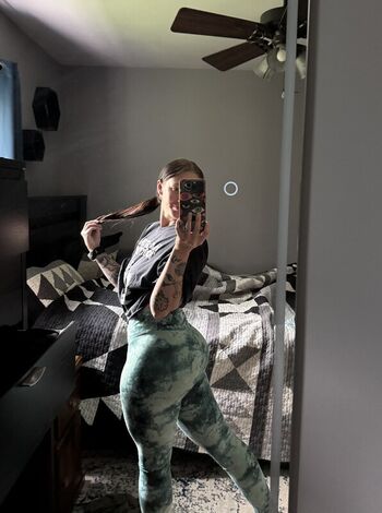 Full leaked Chelsswellss private photo