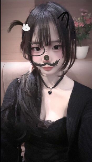 Full leaked Chelyua page private photo
