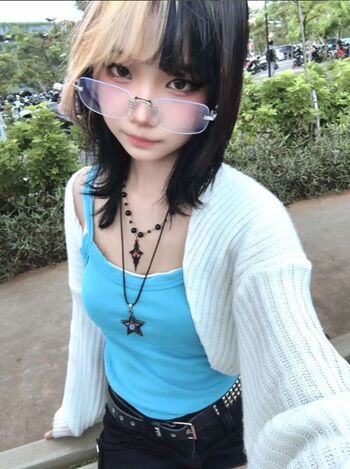 Full leaked Chelyua page private photo