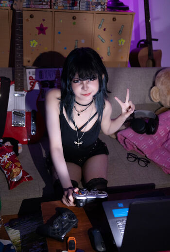Full leaked Chelyua page private photo