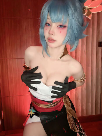 Full leaked Chelyua private photo