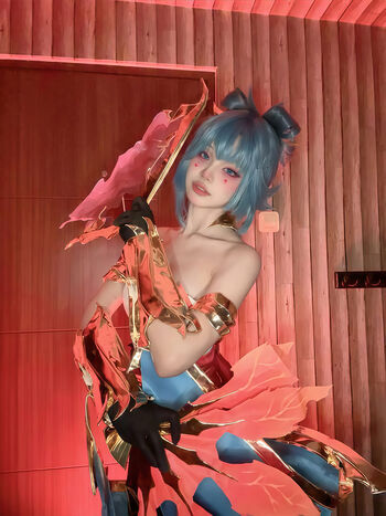 Full leaked Chelyua private photo