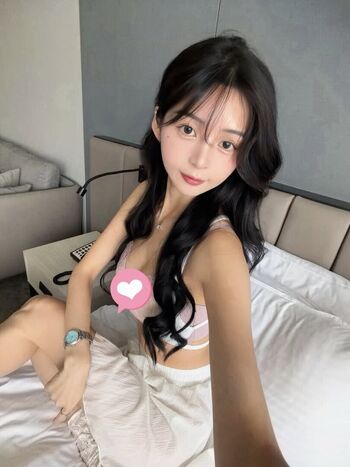 Full leaked Chenbb private photo