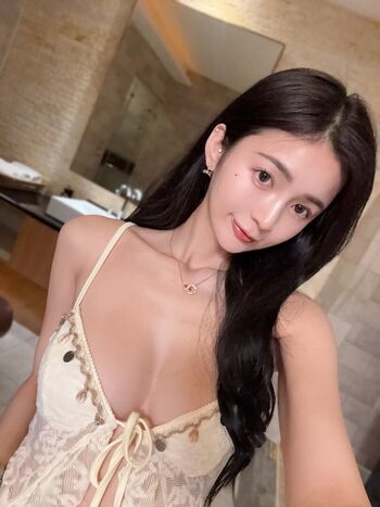 Full leaked Chenbb private photo