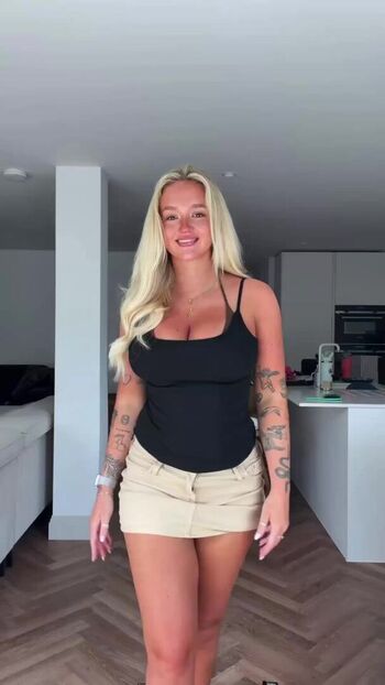 Full leaked Cherryswatermelons private photo