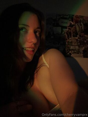 Full leaked Cherryvamprx private photo