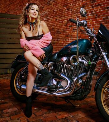 Full leaked Cheyleesi private photo
