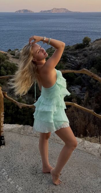 Full leaked Chiara tews private photo
