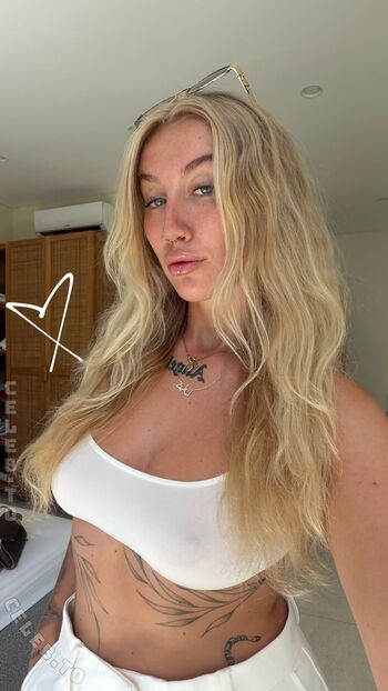 Full leaked Chiara weber private photo