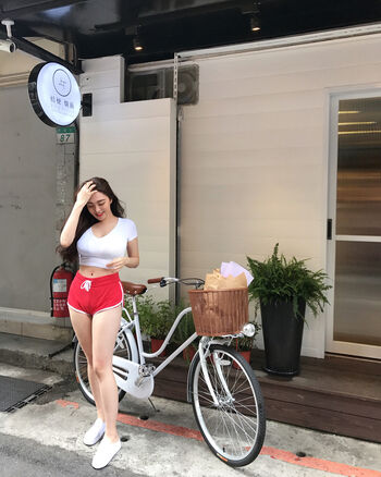 Full leaked Chibe chin page private photo