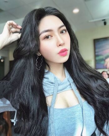 Full leaked Chibe chin private photo