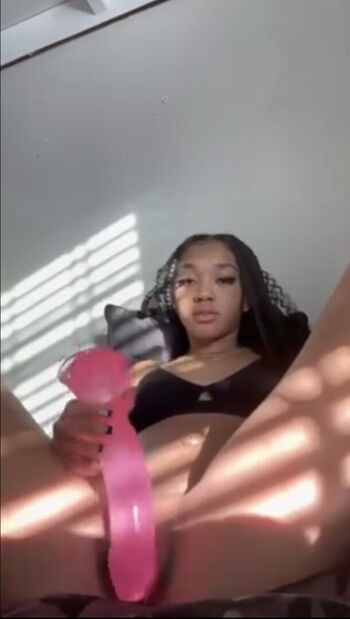 Full leaked Chibichaz private photo