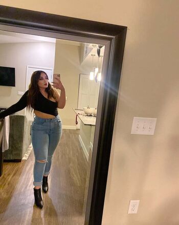 Full leaked Chichi private photo