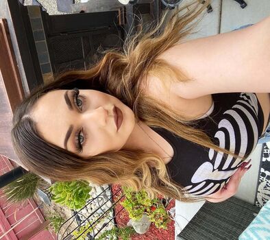 Full leaked Chichi private photo