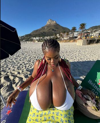 Full leaked Chioma lovv private photo