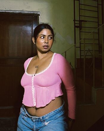 Full leaked Chirasree sarkar page private photo