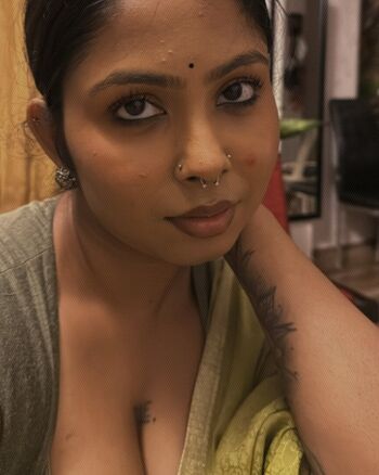 Full leaked Chirasree sarkar page private photo