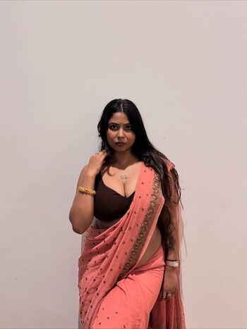 Full leaked Chirasree sarkar page private photo