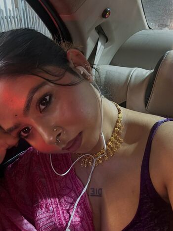 Full leaked Chirasree sarkar page private photo