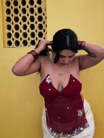 Full leaked Chirasree sarkar private photo