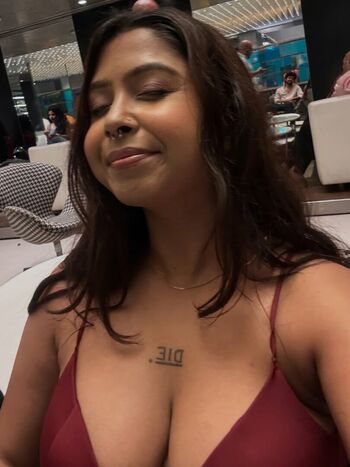 Full leaked Chirasree sarkar private photo