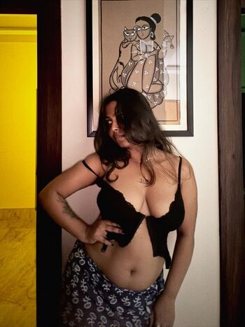 Full leaked Chirasree sarkar private photo