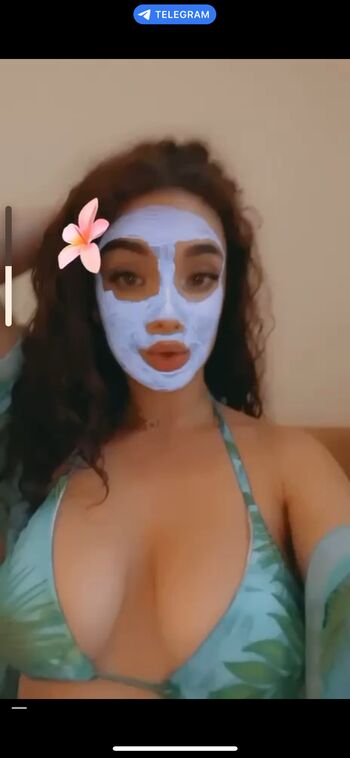 Full leaked Chlo private photo