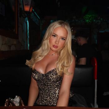 Full leaked Chlo may private photo