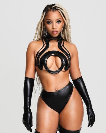 Full leaked Chloe baile private photo