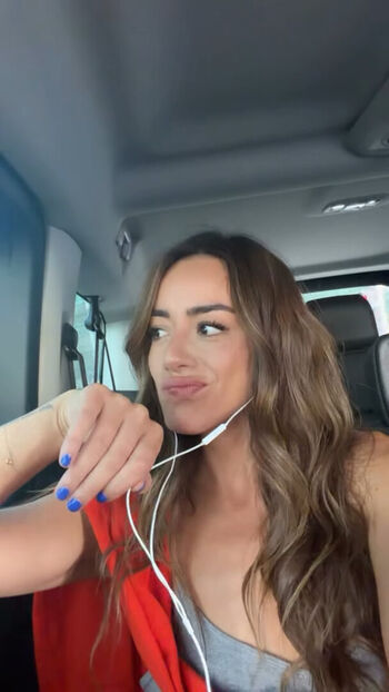 Chloe Bennet