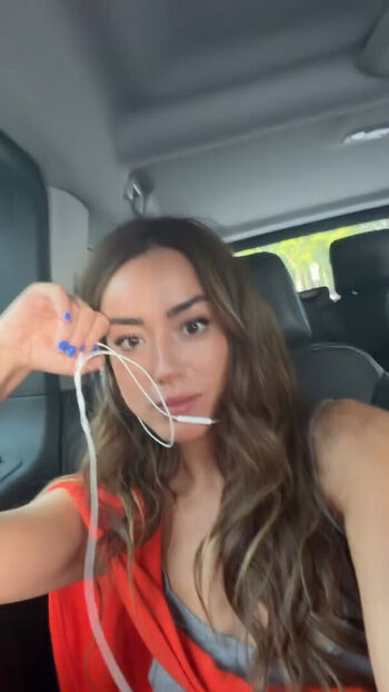 Full leaked Chloe bennet private photo