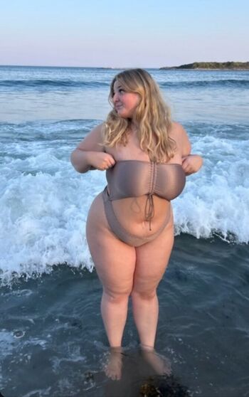 Full leaked Chloe bernier private photo