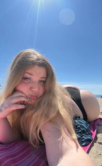 Full leaked Chloe bernier private photo