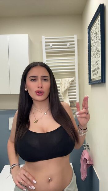 Full leaked Chloe carnevaletti page private photo