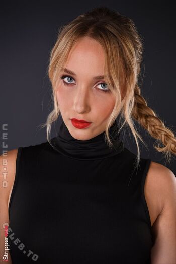 Full leaked Chloe chevalier page private photo