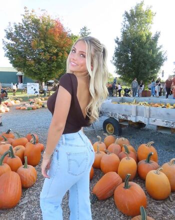 Full leaked Chloe dinello private photo