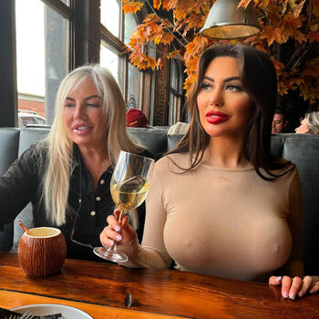 Full leaked Chloe ferry page private photo