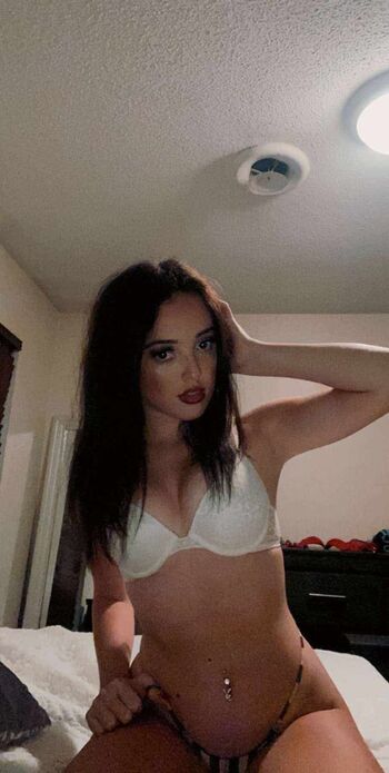 Full leaked Chloe grace page private photo