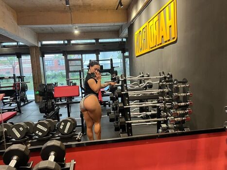 Full leaked Chloe yang private photo