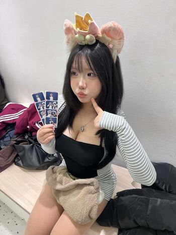 Full leaked Chloe private photo