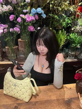Full leaked Chloe private photo