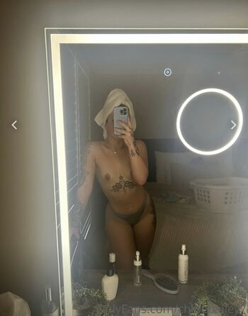 Full leaked Chloebailey private photo