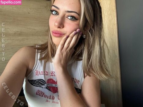 chloeecarterxo