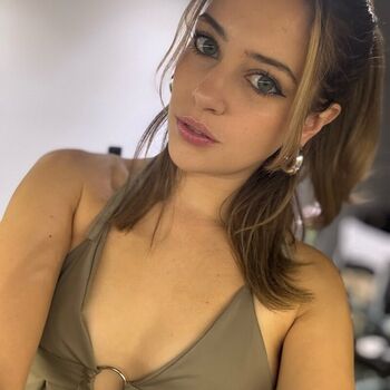 Full leaked Chloeecarterxo private photo