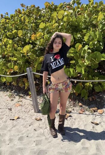 Full leaked Chloeforero private photo