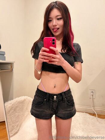Full leaked Chloehoeverse page private photo
