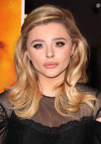 chloemoretz